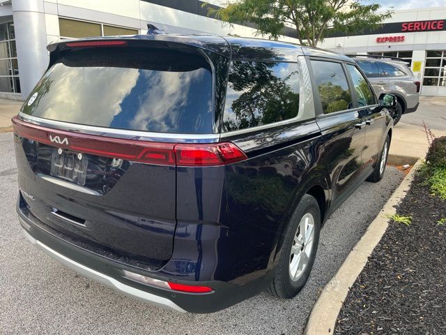 2022 Kia Carnival LX