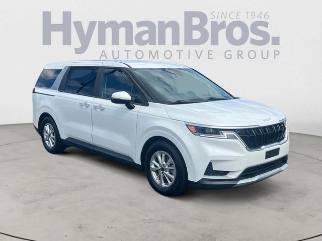 2022 Kia Carnival LX
