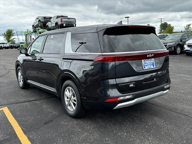 2022 Kia Carnival LX