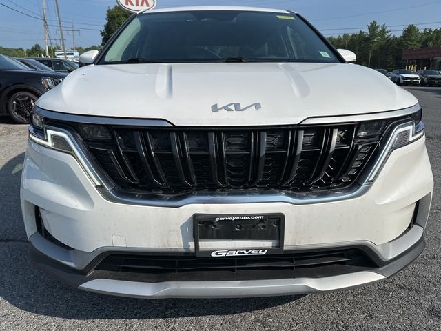 2022 Kia Carnival LX