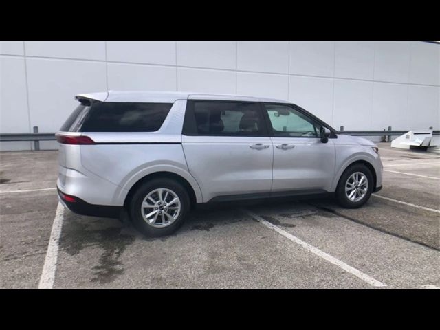 2022 Kia Carnival LX