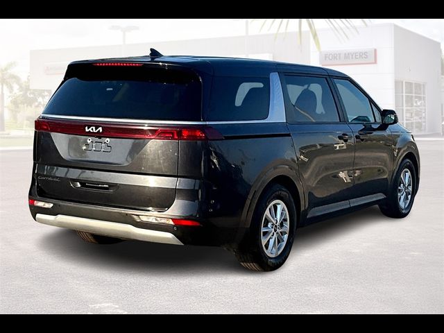 2022 Kia Carnival LX