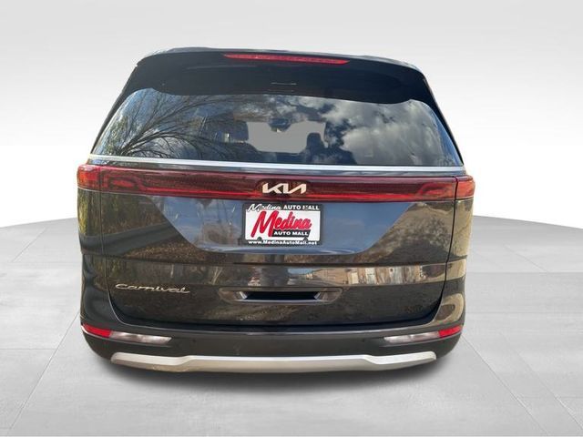 2022 Kia Carnival LXS