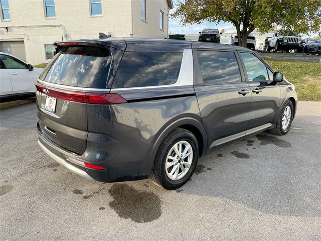 2022 Kia Carnival LXS