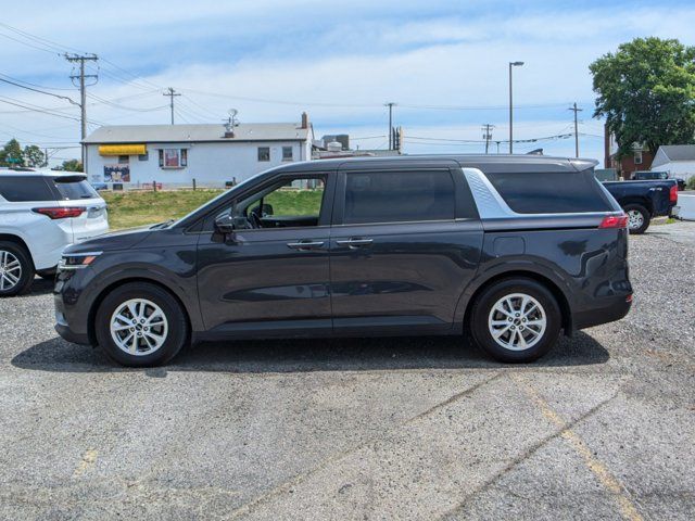 2022 Kia Carnival LXS