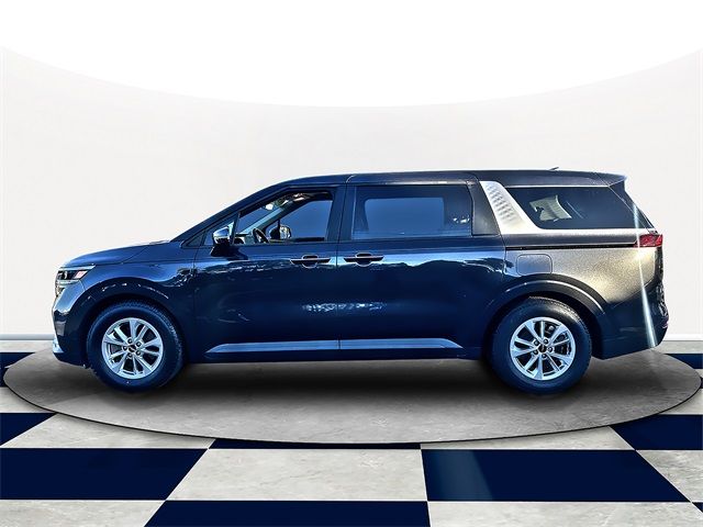 2022 Kia Carnival LXS