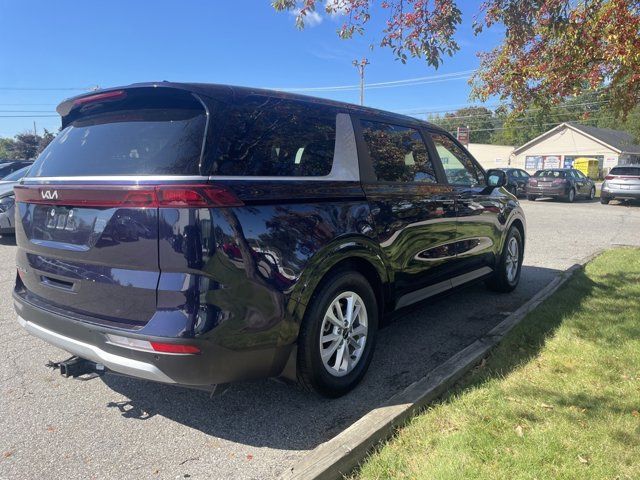 2022 Kia Carnival LXS