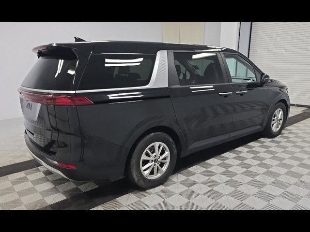 2022 Kia Carnival LXS