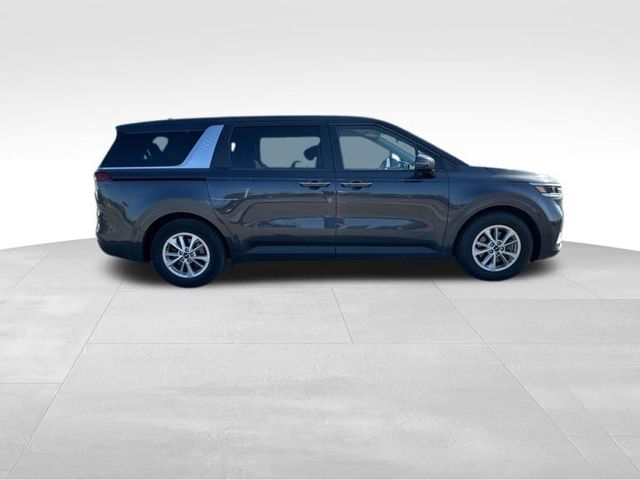 2022 Kia Carnival LXS