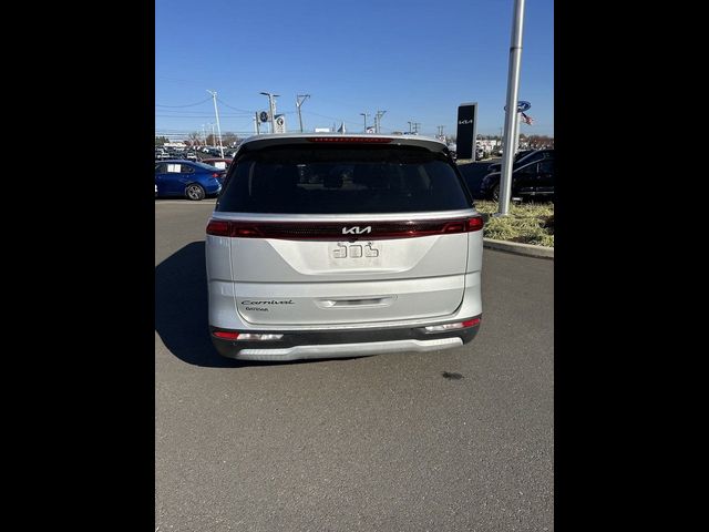 2022 Kia Carnival LXS