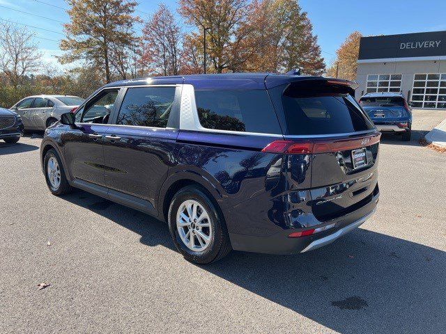 2022 Kia Carnival LXS