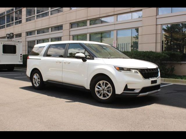 2022 Kia Carnival LX