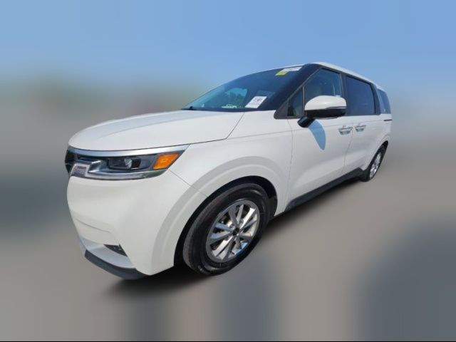 2022 Kia Carnival LX