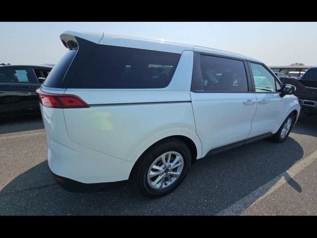 2022 Kia Carnival LX