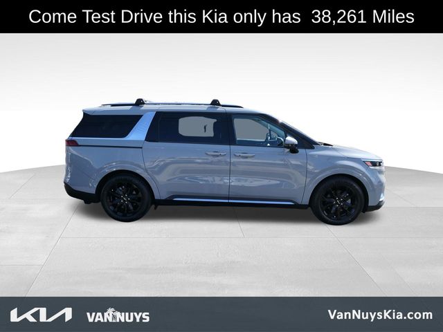 2022 Kia Carnival SX