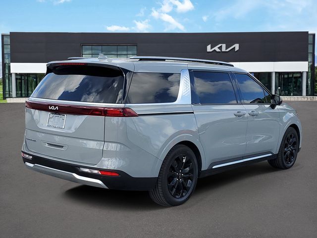 2022 Kia Carnival SX