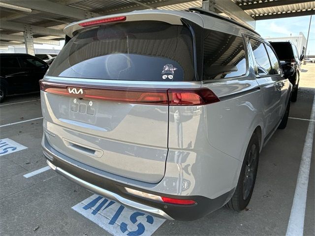 2022 Kia Carnival SX