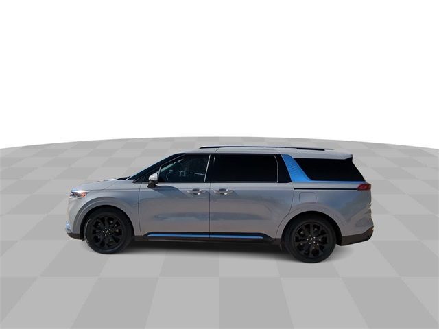 2022 Kia Carnival SX