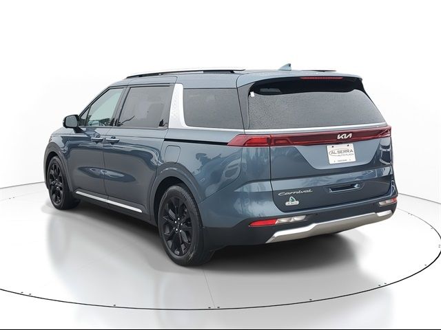 2022 Kia Carnival SX