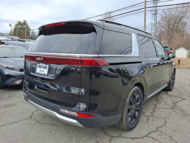 2022 Kia Carnival SX