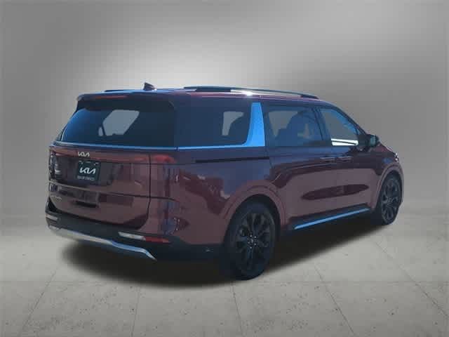 2022 Kia Carnival SX