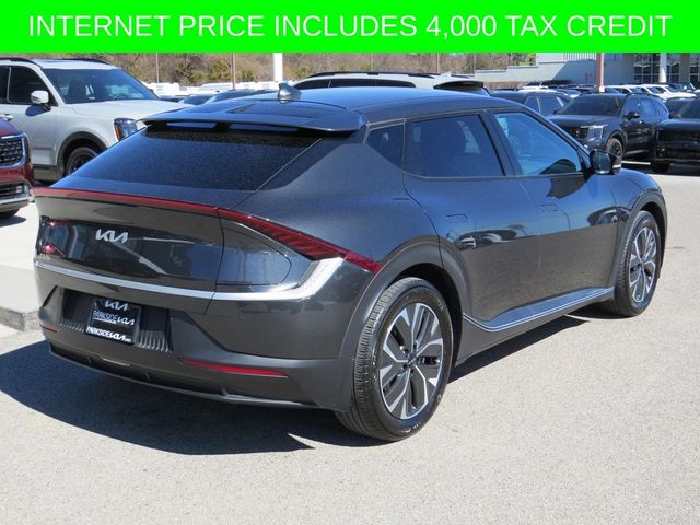 2022 Kia EV6 Light
