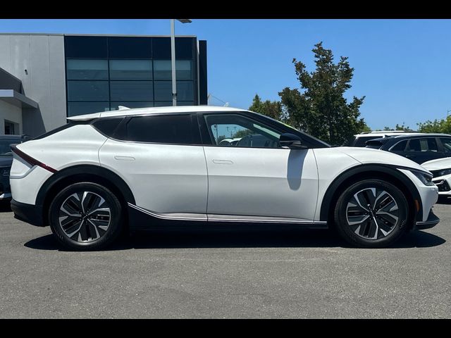 2022 Kia EV6 Light