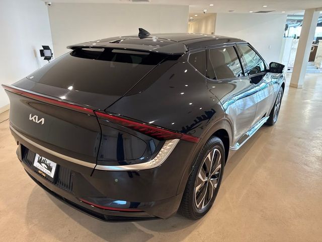 2022 Kia EV6 Wind