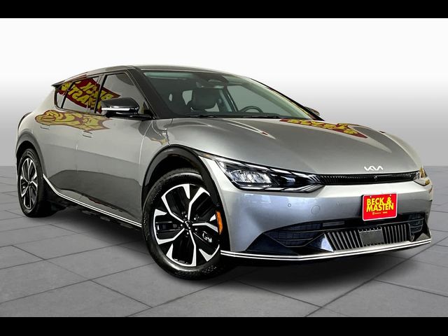 2022 Kia EV6 Wind