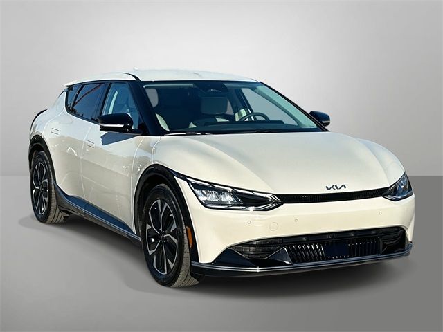 2022 Kia EV6 Wind
