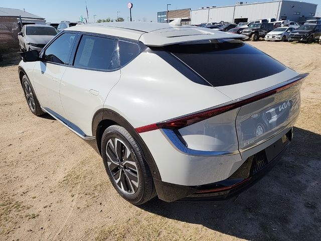 2022 Kia EV6 Wind