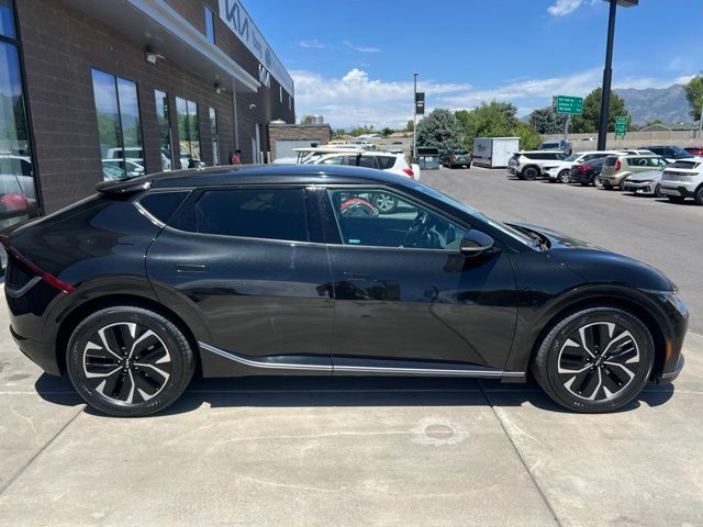 2022 Kia EV6 Wind