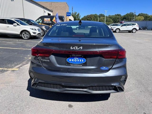 2022 Kia Forte LXS