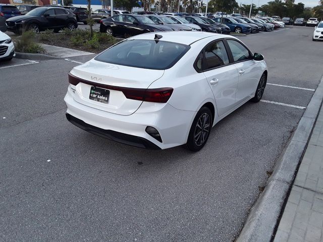 2022 Kia Forte LXS