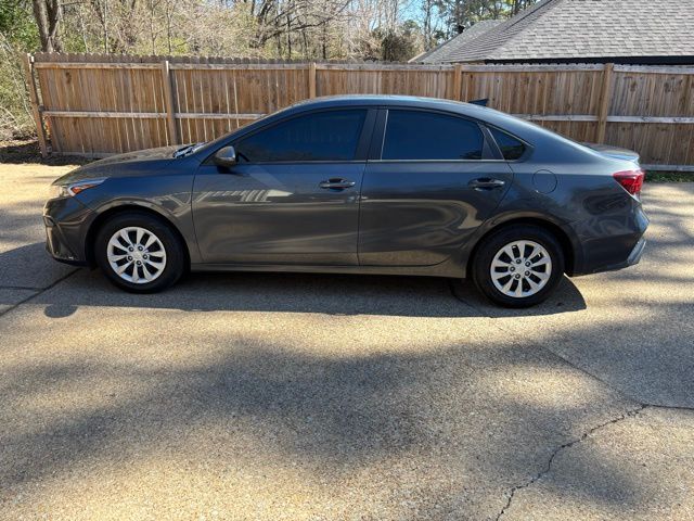 2022 Kia Forte FE