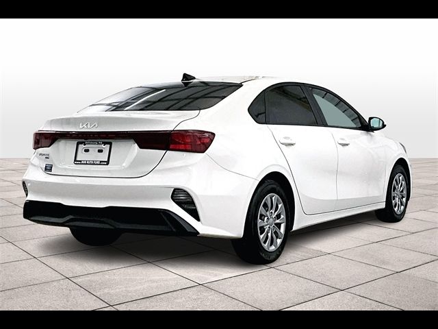 2022 Kia Forte FE