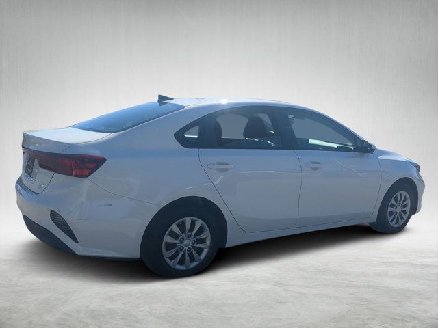 2022 Kia Forte FE