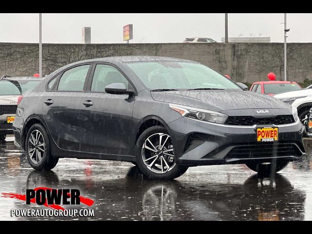 2022 Kia Forte FE