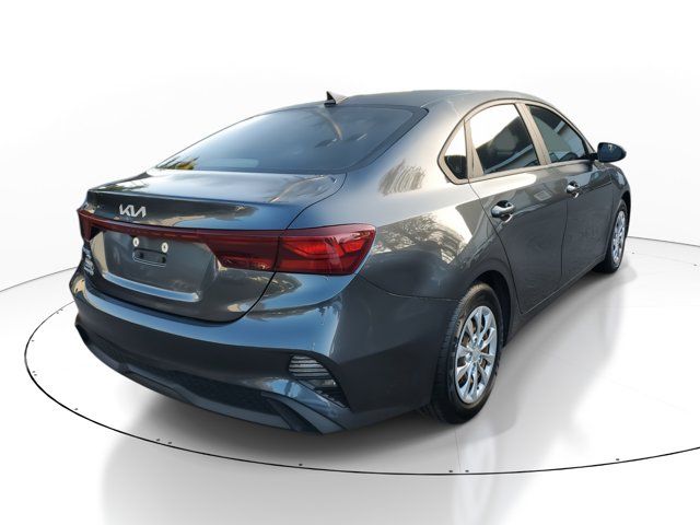 2022 Kia Forte FE