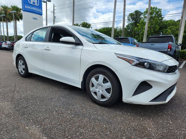 2022 Kia Forte FE
