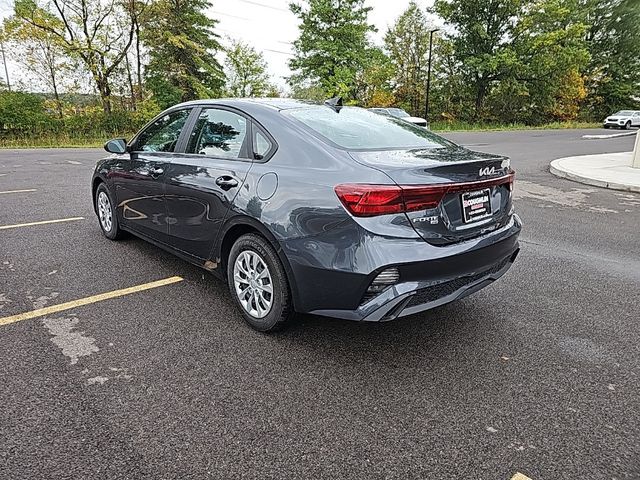 2022 Kia Forte FE