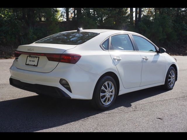 2022 Kia Forte FE