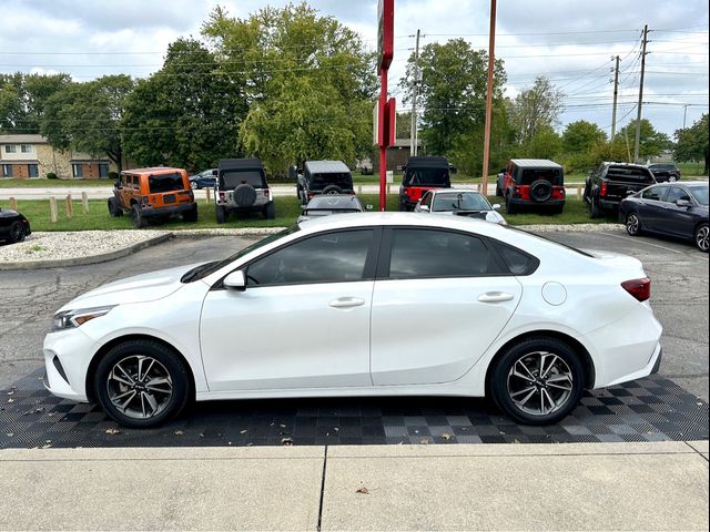 2022 Kia Forte FE