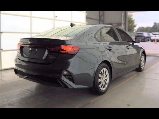 2022 Kia Forte FE
