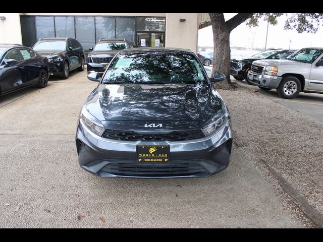 2022 Kia Forte FE