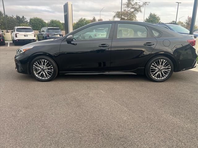 2022 Kia Forte GT-Line