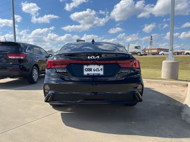 2022 Kia Forte GT-Line