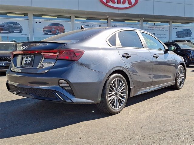 2022 Kia Forte GT-Line