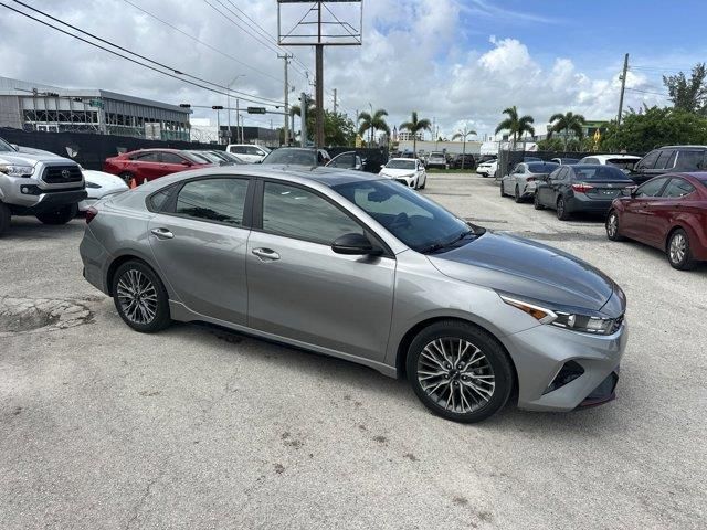 2022 Kia Forte GT-Line