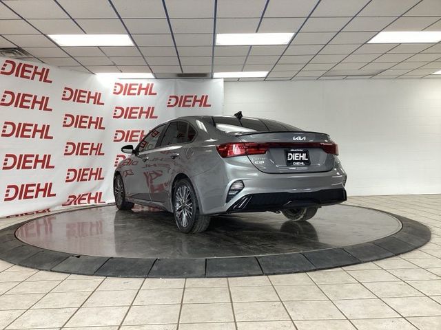 2022 Kia Forte GT-Line